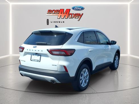 Used 2023 Ford Escape Active AWD/4WD image 4