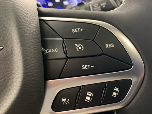 New 2026 Chrysler Pacifica Select image 26