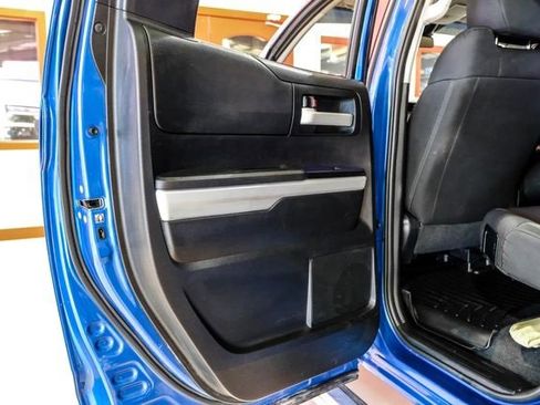 Used 2018 Toyota Tundra SR5 image 43