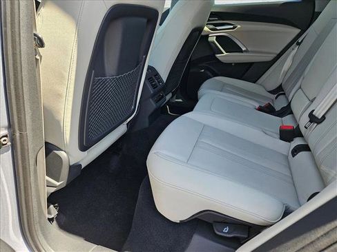 Certified 2025 Audi Q5 Premium w/ Premium Plus AWD/4WD image 19