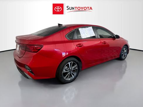 Used 2024 Kia Forte LXS image 4