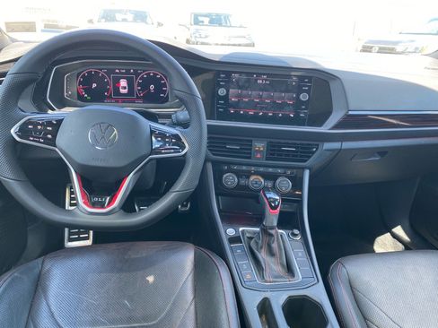 Certified 2022 Volkswagen Jetta GLI Autobahn FWD image 10