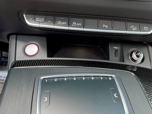 Used 2020 Audi SQ5 Premium Plus w/ Premium Plus Package image 13