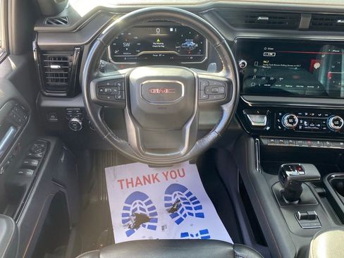 Used 2023 GMC Sierra 1500 AT4 image 11