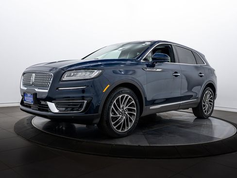 Used 2019 Lincoln Nautilus Reserve image 6