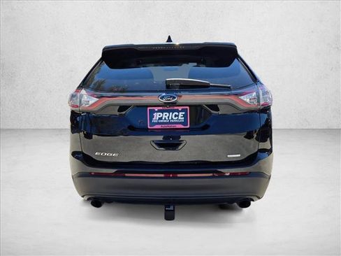 Used 2017 Ford Edge SE image 7