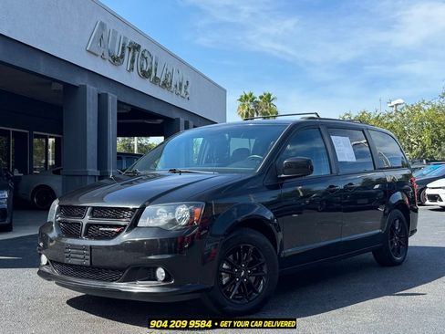 Used 2019 Dodge Grand Caravan GT FWD image 1
