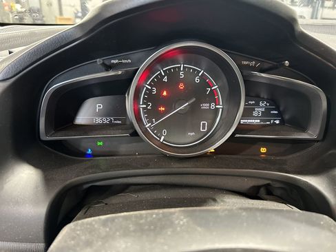 Used 2017 MAZDA MAZDA3 Grand Touring FWD image 10