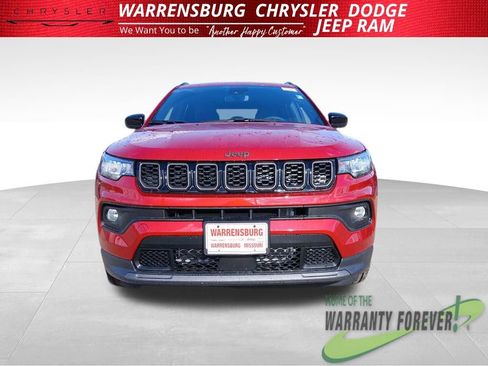 New 2026 Jeep Compass Latitude image 10