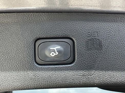 Certified 2024 Ford Edge ST-Line image 12