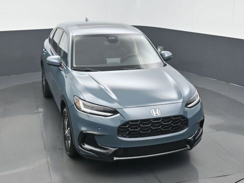 Certified 2025 Honda HR-V EX-L image 3