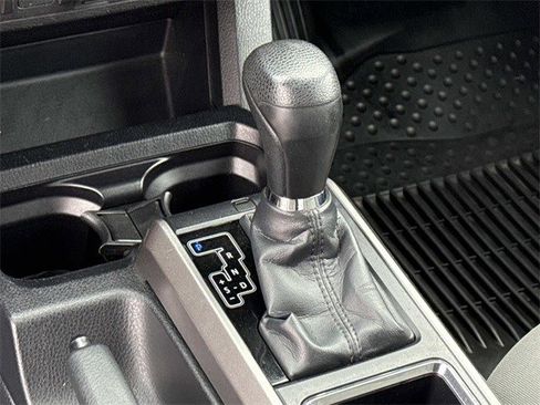 Used 2018 Toyota Tacoma SR5 image 22