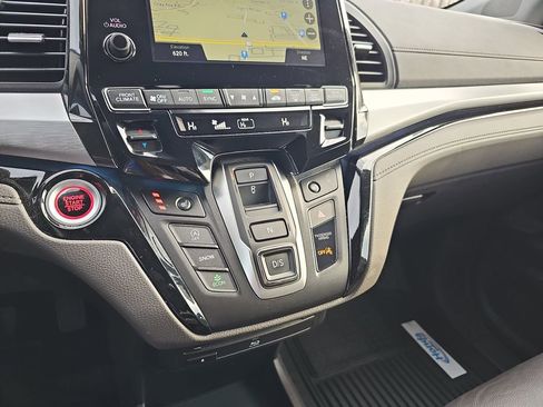 Used 2024 Honda Odyssey Touring image 31