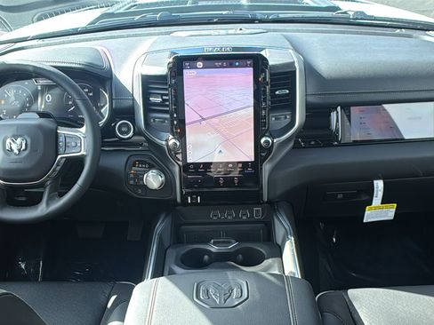 New 2026 RAM 1500 Laramie AWD/4WD image 22