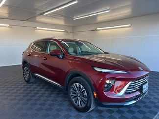 Used 2024 Buick Envision Preferred video 2