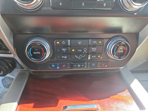 Used 2020 Ford F250 King Ranch w/ Tremor Off-Road Package AWD/4WD image 21