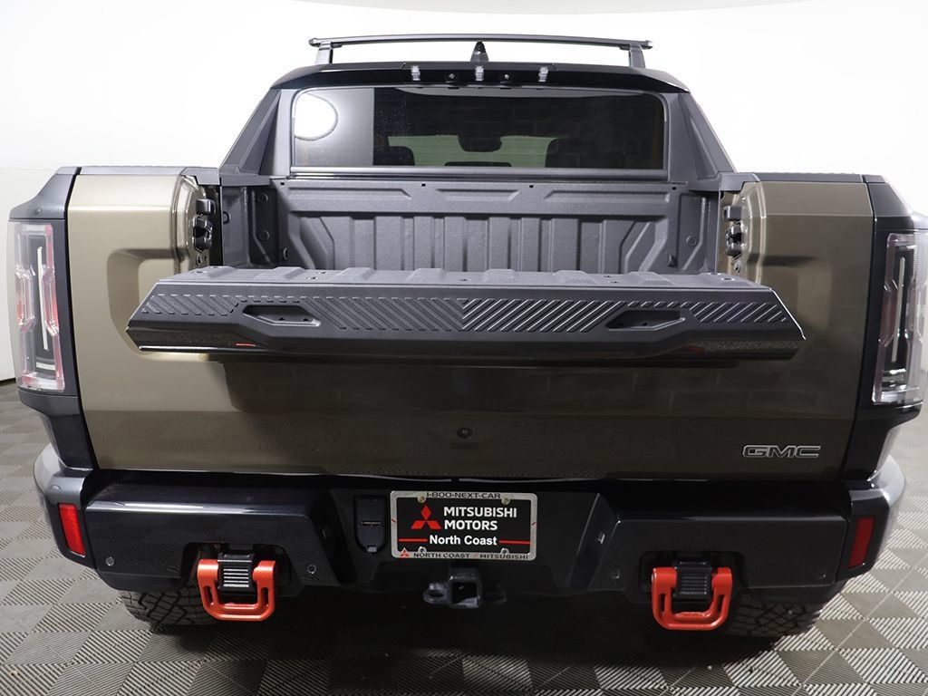 Used 2025 GMC Hummer EV 2X w/ Extreme Off-Road Package AWD/4WD image 19