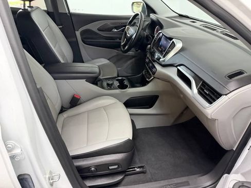 Used 2023 GMC Terrain SLT AWD/4WD image 37