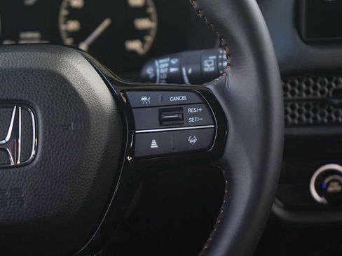 Certified 2026 Honda HR-V Sport image 18