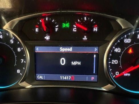 Used 2024 Chevrolet Equinox LT AWD/4WD image 17