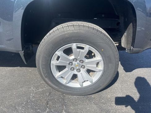 Used 2020 Chevrolet Colorado LT w/ LT Convenience Package image 16