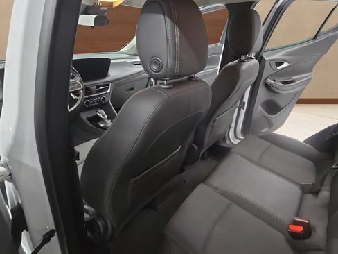Used 2025 Buick Encore GX Preferred FWD image 16
