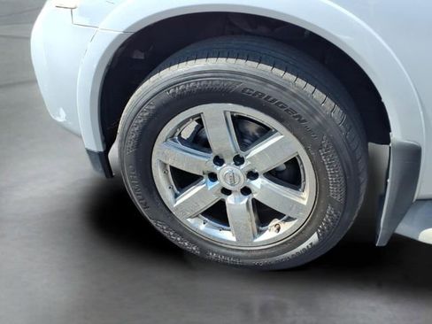 Used 2012 Nissan Armada Platinum image 18