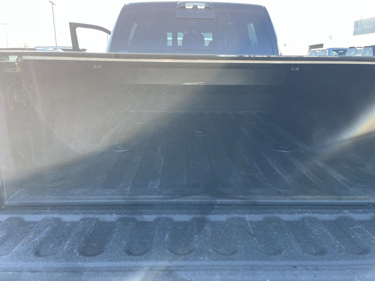 Used 2022 RAM 3500 Limited AWD/4WD image 27