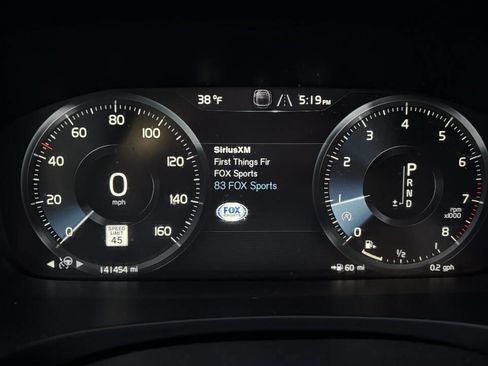 Used 2017 Volvo S90 T6 Momentum w/ Vision Package image 27