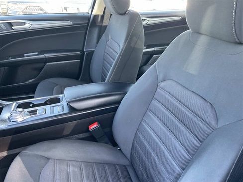 Certified 2020 Ford Fusion SE image 22