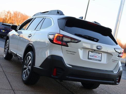 Used 2021 Subaru Outback image 4
