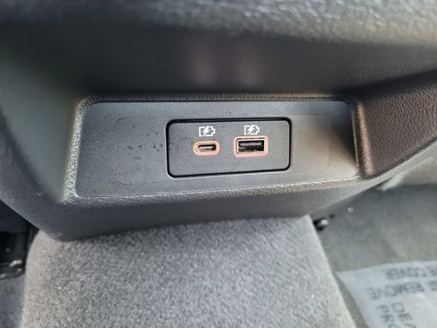 Used 2025 Nissan Altima 2.5 SV FWD image 10