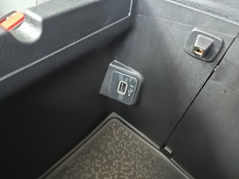 New 2025 Jeep Gladiator Sport image 57