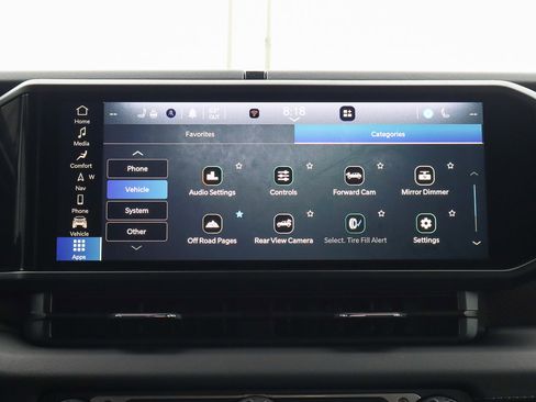 New 2025 Jeep Wrangler Unlimited Rubicon w/ Technology Group image 32