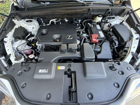 Used 2025 Lexus NX 250 FWD w/ Towing Package (2000 Lbs) image 27