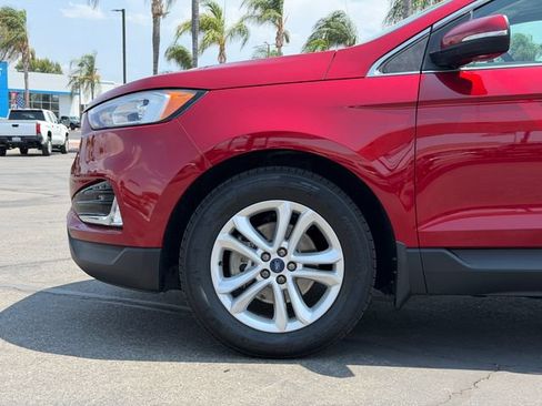 Used 2019 Ford Edge SEL w/ Equipment Group 201A FWD image 25