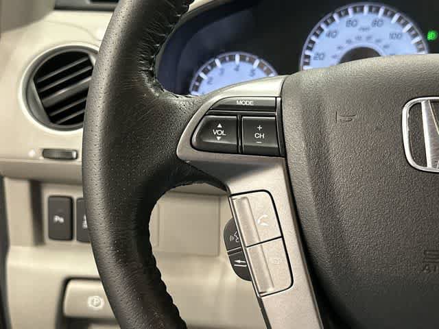 Used 2013 Honda Pilot Touring image 17