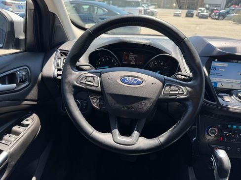 Used 2019 Ford Escape Titanium AWD/4WD image 11