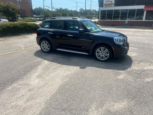 Used 2022 MINI Cooper Countryman ALL4 AWD/4WD image 4