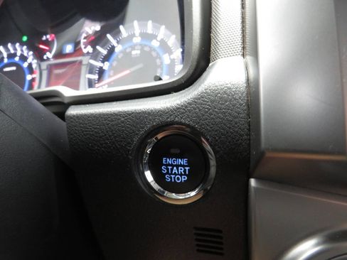 Used 2014 Toyota 4Runner Limited AWD/4WD image 22