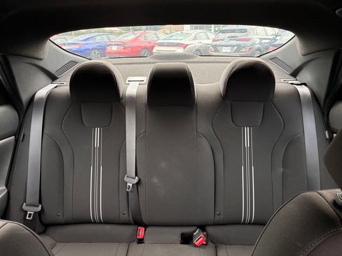 Used 2025 Hyundai Elantra SEL FWD image 13
