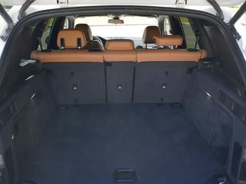 Used 2019 BMW X5 xDrive40i w/ M Sport Package AWD/4WD image 12
