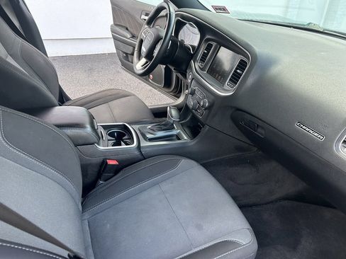Used 2015 Dodge Charger SXT image 14