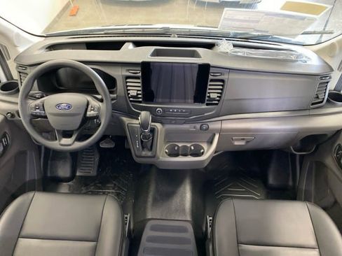 New 2026 Ford Transit 250 148 Medium Roof RWD image 9