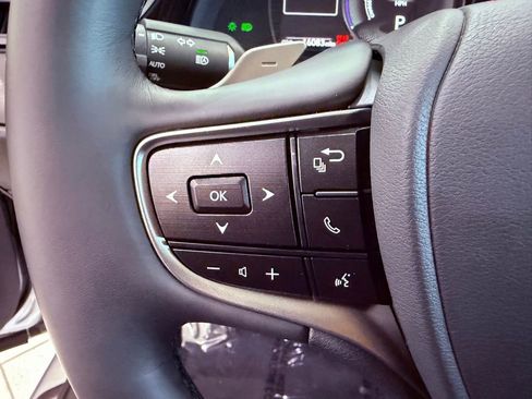 Certified 2025 Lexus ES 300h F Sport image 20