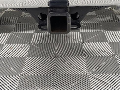 Certified 2025 Chevrolet Silverado 1500 LT w/ Leather Package image 31