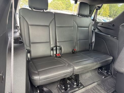 Used 2023 Chevrolet Tahoe LT w/ Luxury Package image 12