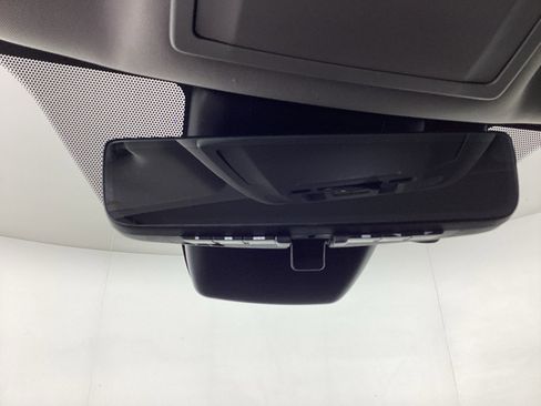 Used 2024 Toyota Highlander Platinum AWD/4WD image 31