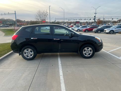 Used 2010 Nissan Rogue S image 5