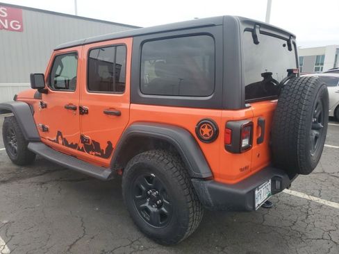 Used 2018 Jeep Wrangler Unlimited Sport image 4